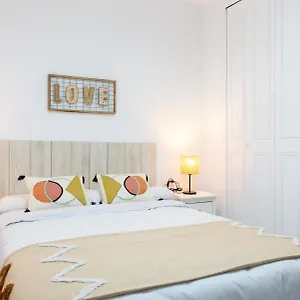 https://picasso-beach-flat.es-andalucia.com